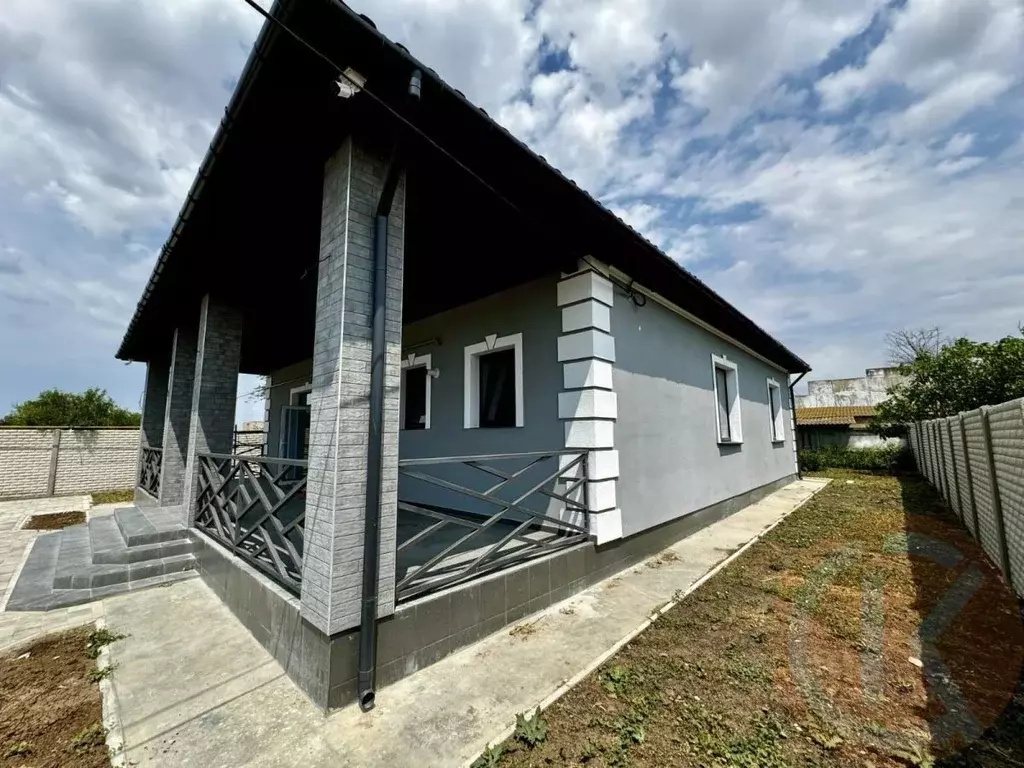 Дом в Крым, Сакский район, с. Уютное ул. Новая, 14 (163 м) - Фото 1