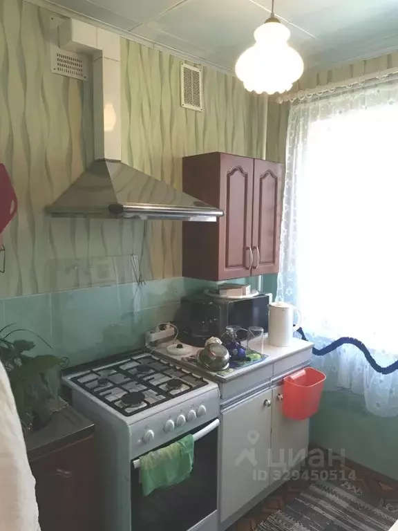 3-к кв. Ленинградская область, Кингисепп Железнодорожная ул., 14 (61.0 ... - Фото 1