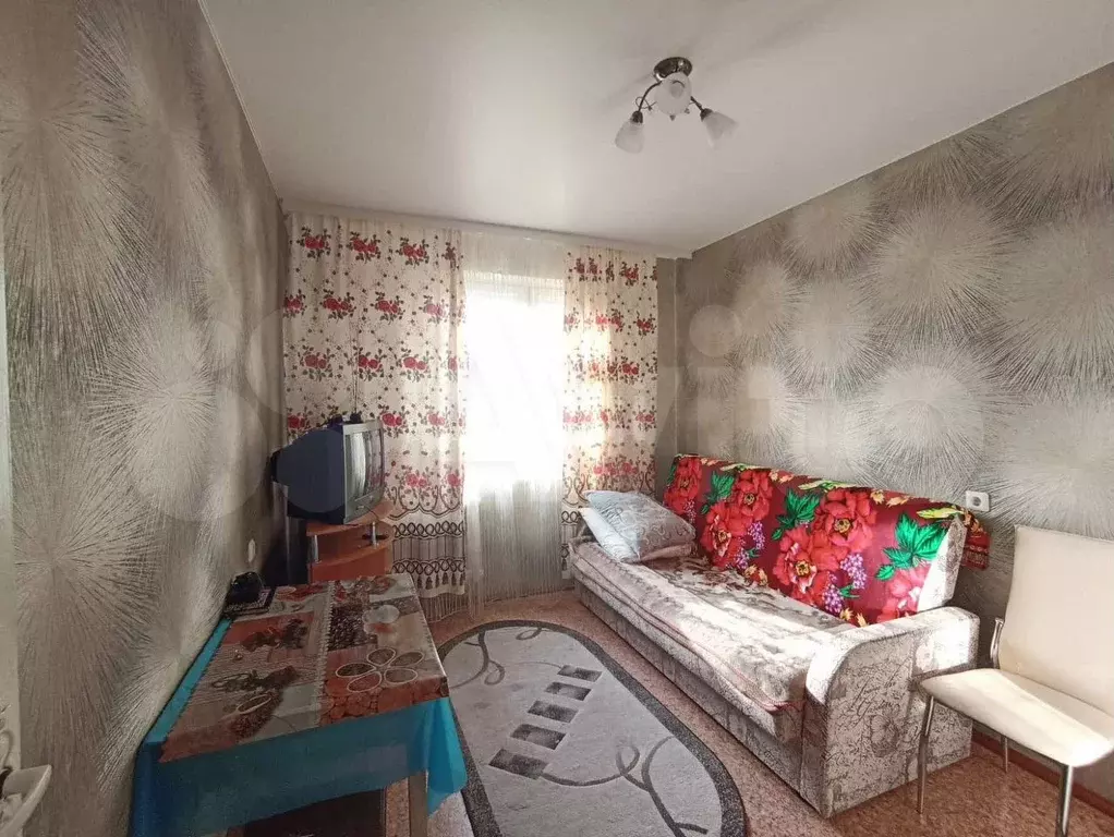 Комната 10,4 м в 3-к., 7/10 эт. - Фото 1