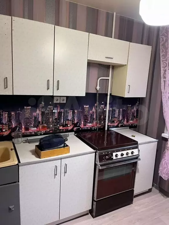 1-к. квартира, 36 м, 4/9 эт. - Фото 0