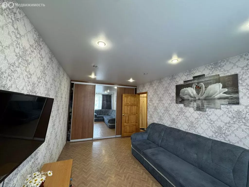 3-комнатная квартира: Киров, проспект Строителей, 17к1 (69.4 м) - Фото 1
