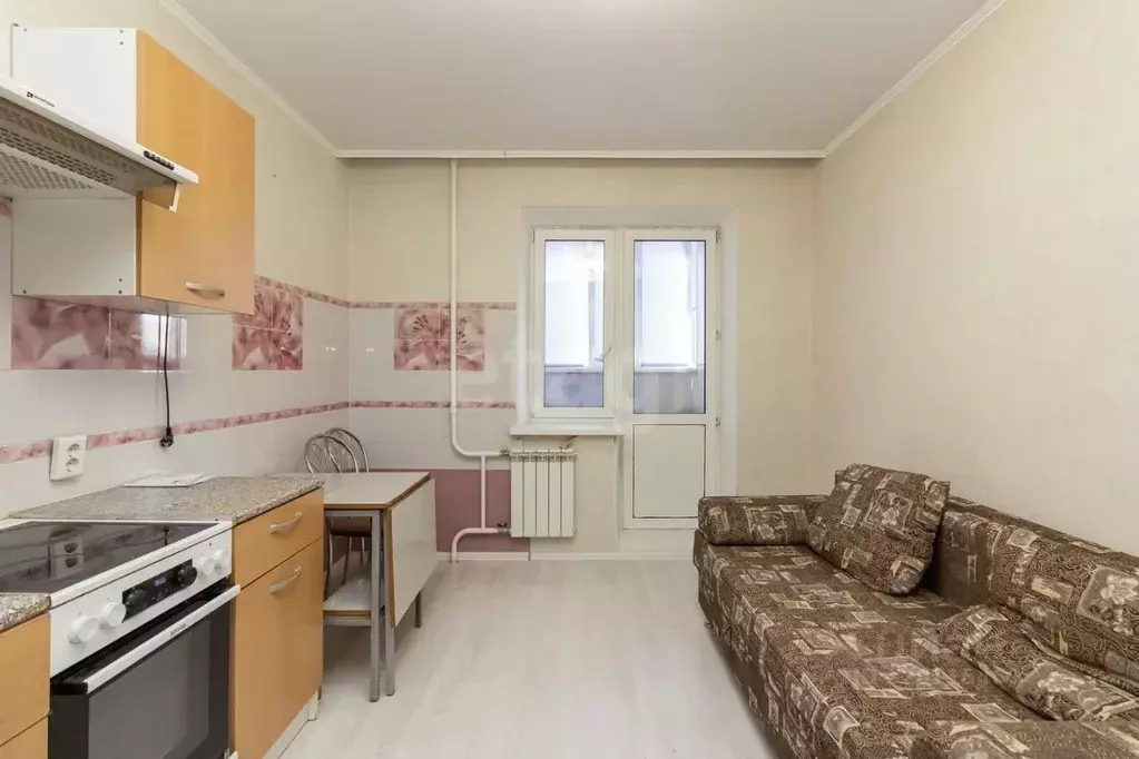 1-к кв. Тюменская область, Тюмень ул. Монтажников, 49 (42.0 м) - Фото 2