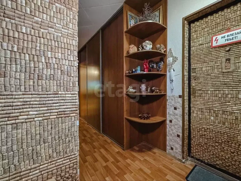 3-к кв. Ямало-Ненецкий АО, Новый Уренгой ул. 26-го съезда КПСС, 6А ... - Фото 1