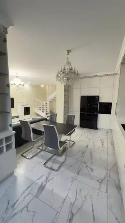 3-к кв. Калининградская область, Калининград ул. Каштановая Аллея, 42 ... - Фото 1