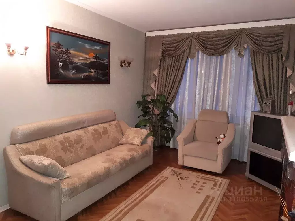2-к кв. Московская область, Королев Комсомольская ул., 7 (55.0 м) - Фото 0