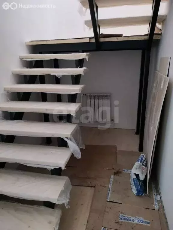 Дом в Новосибирск, улица Дегтярёва (100 м) - Фото 0