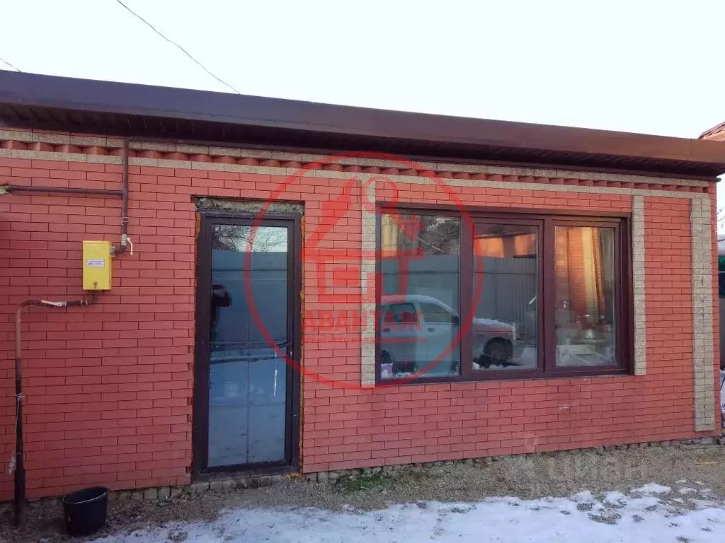 Дом в Краснодарский край, Армавир ул. Гоголя, 68 (130 м) - Фото 2