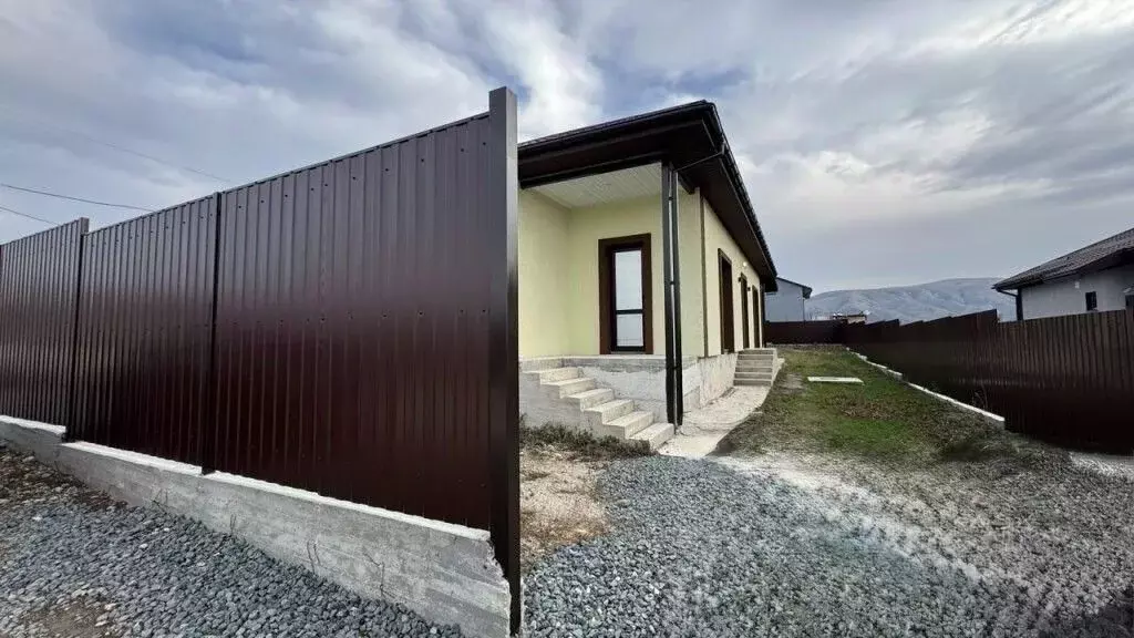 Дом в Крым, Симферопольский район, с. Доброе ул. Авдет, 40 (116 м) - Фото 1