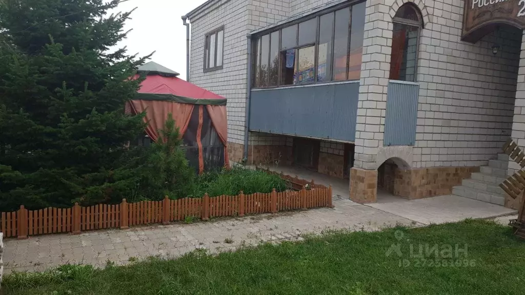 Дом в Алтайский край, Яровое Российская ул., 28 (140 м) - Фото 1