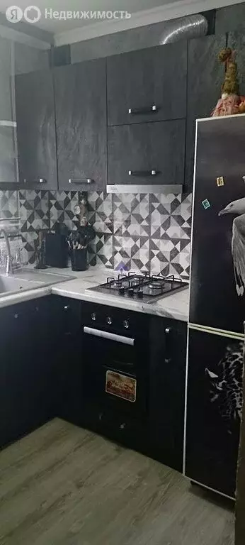 3-комнатная квартира: Волгодонск, улица Ленина, 95 (61 м) - Фото 1