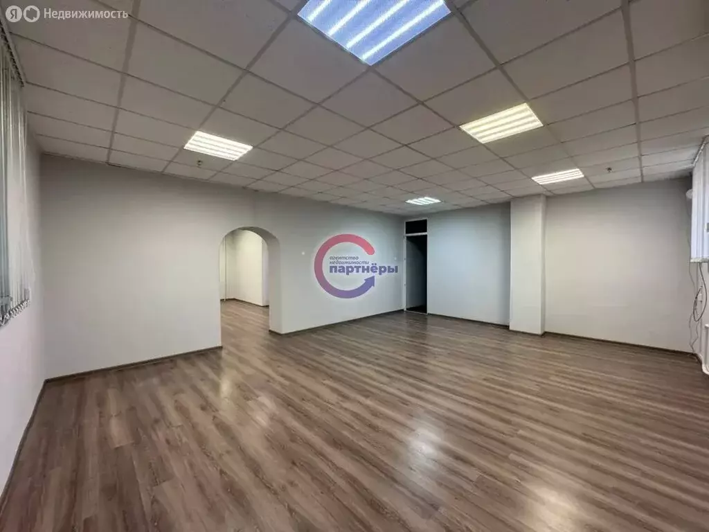 Помещение свободного назначения (100 м) - Фото 1