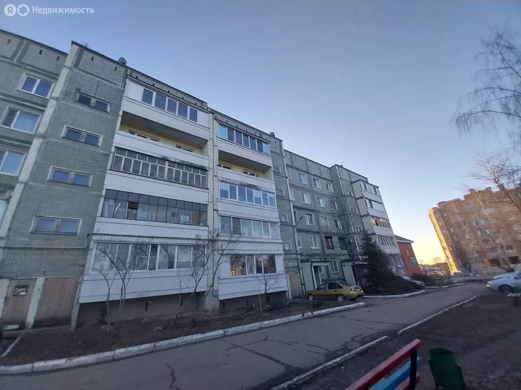 3-комнатная квартира: Малоярославец, Первомайская улица, 2 (66.1 м) - Фото 1