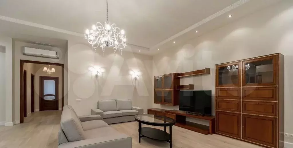 5-к. квартира, 225 м, 2/6 эт. - Фото 1