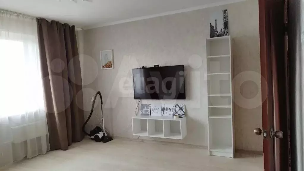 1-к. квартира, 41 м, 7/9 эт. - Фото 0