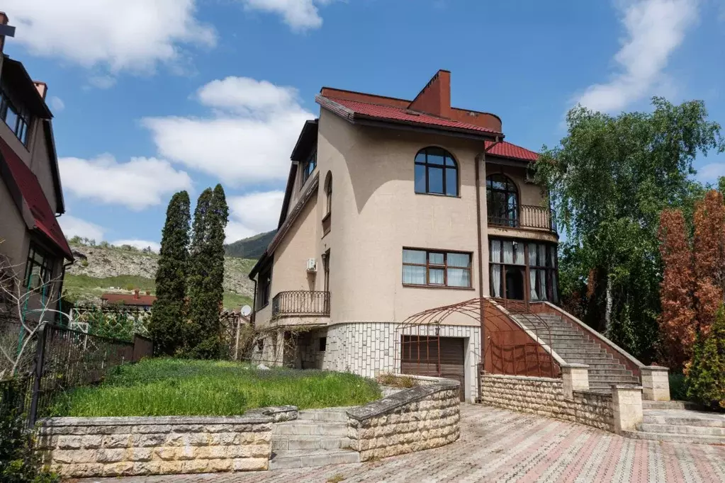Дом в Ставропольский край, Пятигорск городской округ, пос. ... - Фото 1