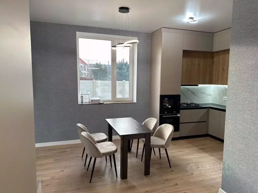 Дом в Крым, Симферопольский район, Добровское с/пос, с. Лозовое ул. ... - Фото 2