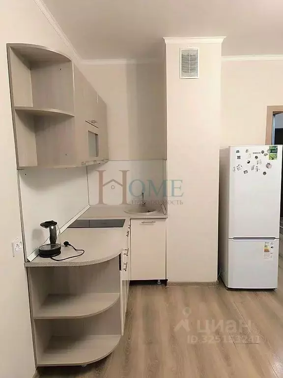 Студия Новосибирская область, Новосибирск Беловежская ул., 4/1 (30.0 ... - Фото 1