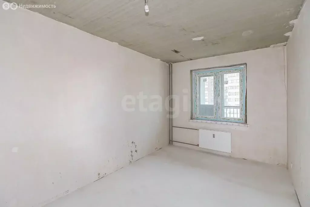 3-комнатная квартира: Тюмень, Алматинская улица, 12 (64.4 м) - Фото 1