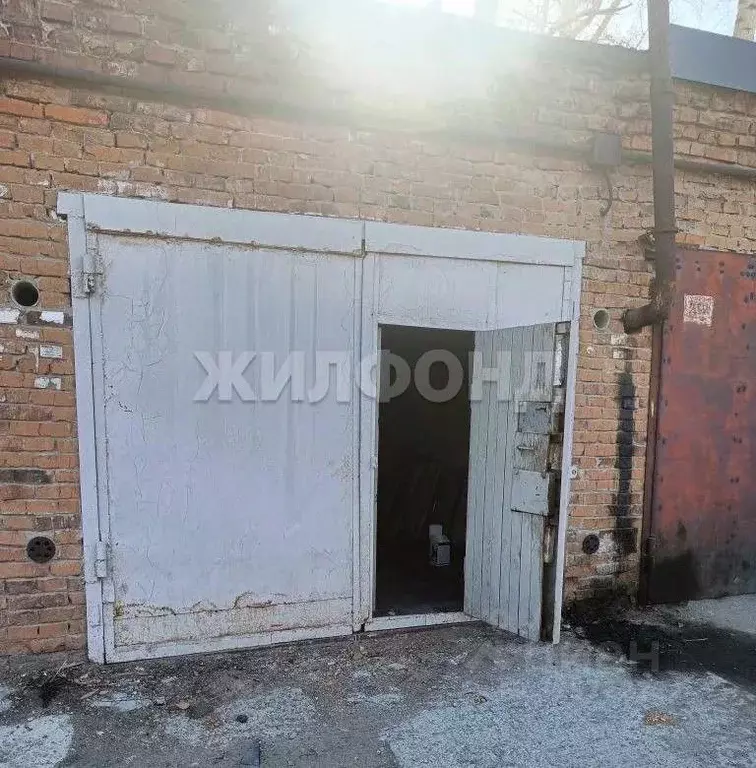 Гараж в Новосибирская область, Новосибирск ул. Мира, 60 (17 м) - Фото 1