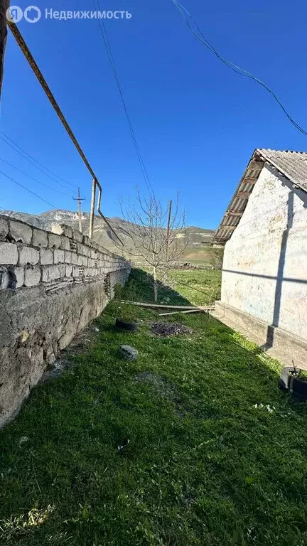 Участок в Эльбрусский район, село Кёнделен, улица Ленина (30 м) - Фото 1