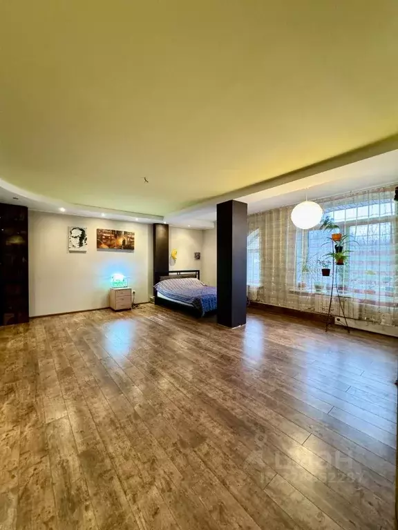 2-к кв. Ленинградская область, Гатчина ул. Рощинская, 36 (81.2 м) - Фото 1