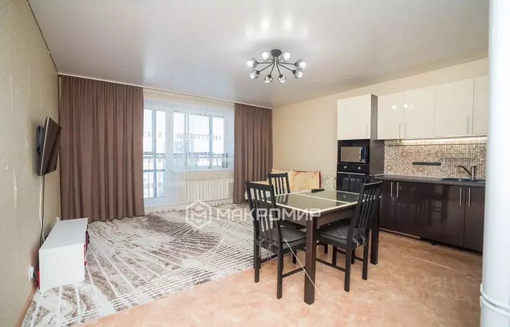 3-к кв. Челябинская область, Челябинск ул. Завалишина, 39 (76.8 м) - Фото 1