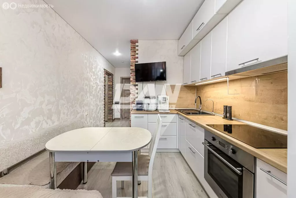 2-комнатная квартира: Челябинск, улица 40-летия Победы, 21 (51.2 м) - Фото 2