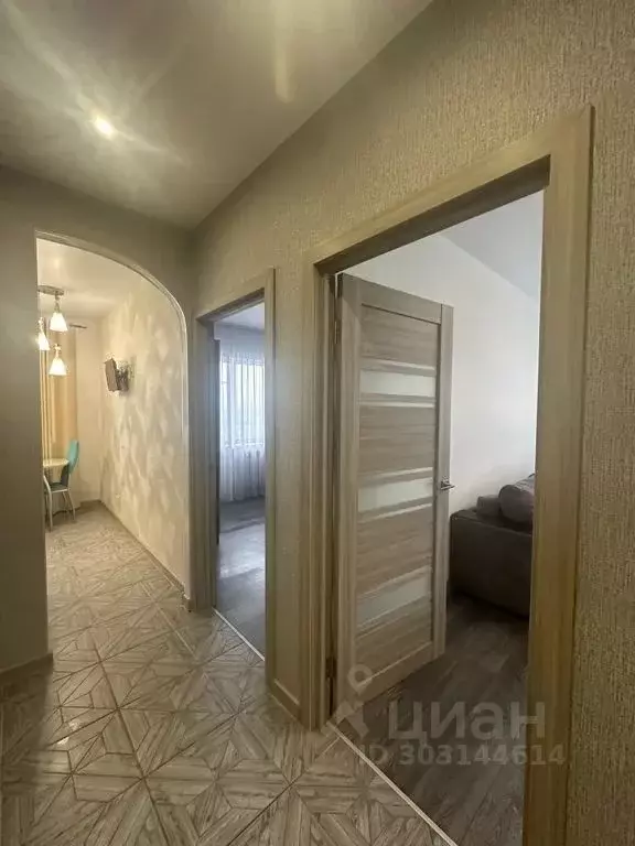 2-к кв. Тульская область, Тула Петровский квартал мкр, ул. Летчика ... - Фото 0
