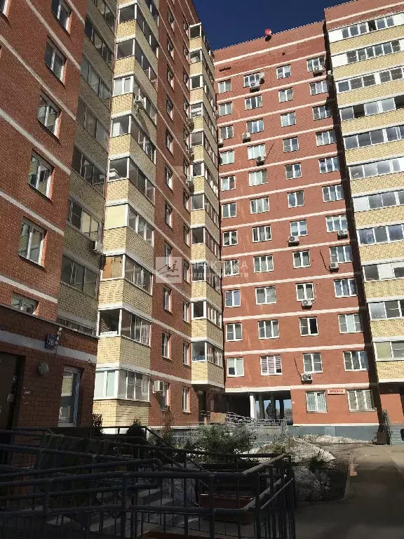 Продается 2-комнатная квартира - Фото 2