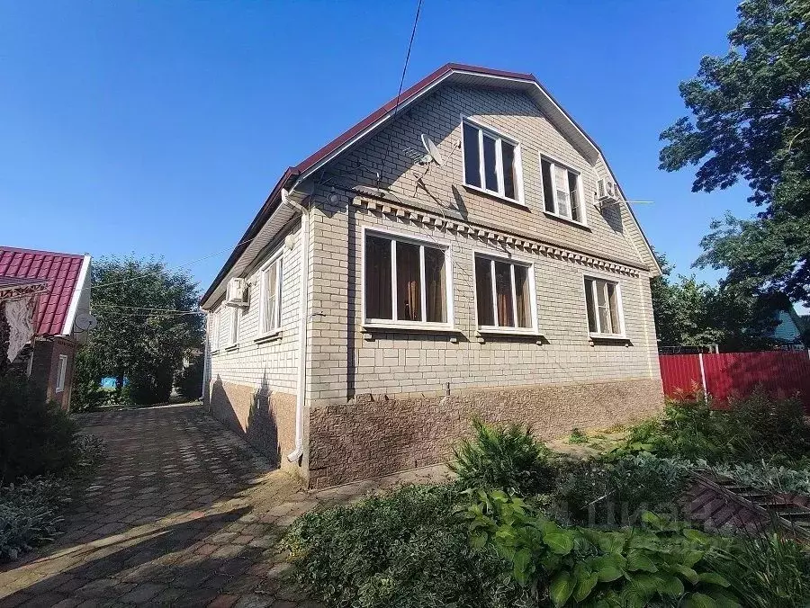 Дом в Краснодарский край, Абинский район, Ахтырское городское ... - Фото 1