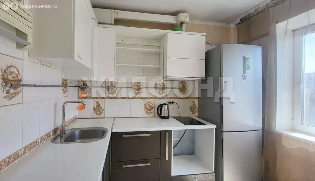 2-комнатная квартира: Новосибирск, Троллейная улица, 18 (47 м) - Фото 0
