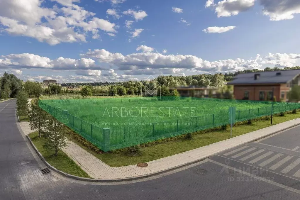 Участок в Московская область, Красногорск городской округ, д. ... - Фото 2