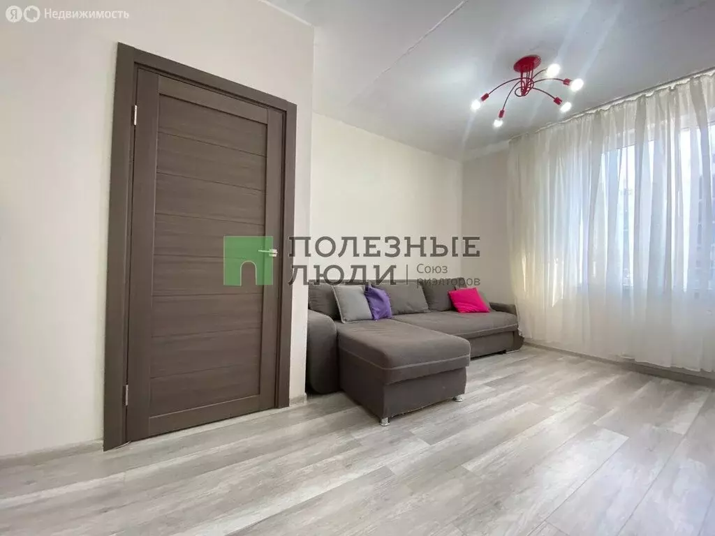 1-комнатная квартира: Ижевск, улица Металлургов, 9к2 (36 м) - Фото 1