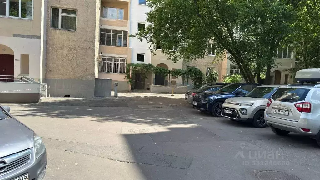 Гараж в Санкт-Петербург ул. Шамшева, 15б (11 м) - Фото 1