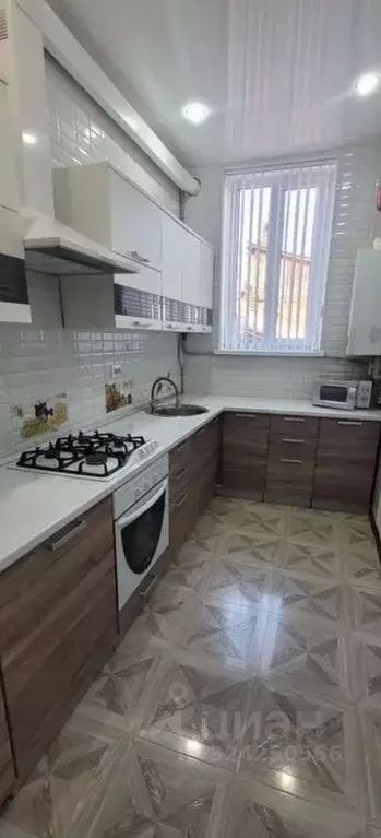 3-к кв. Северная Осетия, Владикавказ ул. Революции, 30 (65.0 м) - Фото 1