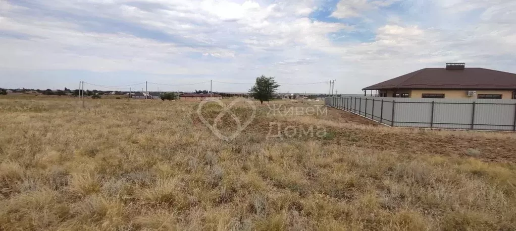 Участок в Волгоградская область, Светлоярский район, Кировское с/пос, ... - Фото 1