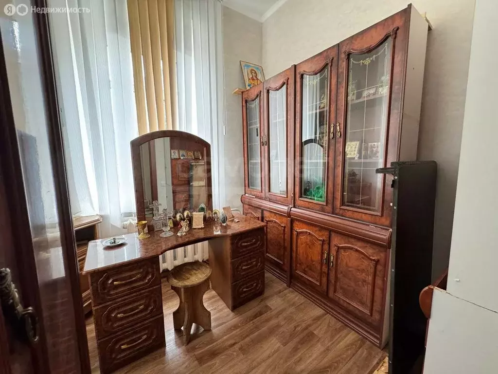 3-комнатная квартира: Оренбург, улица Мусы Джалиля, 69 (71 м) - Фото 0