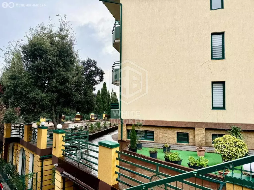 2-комнатная квартира: Алупка, улица Первого Мая, 1В (64 м) - Фото 2