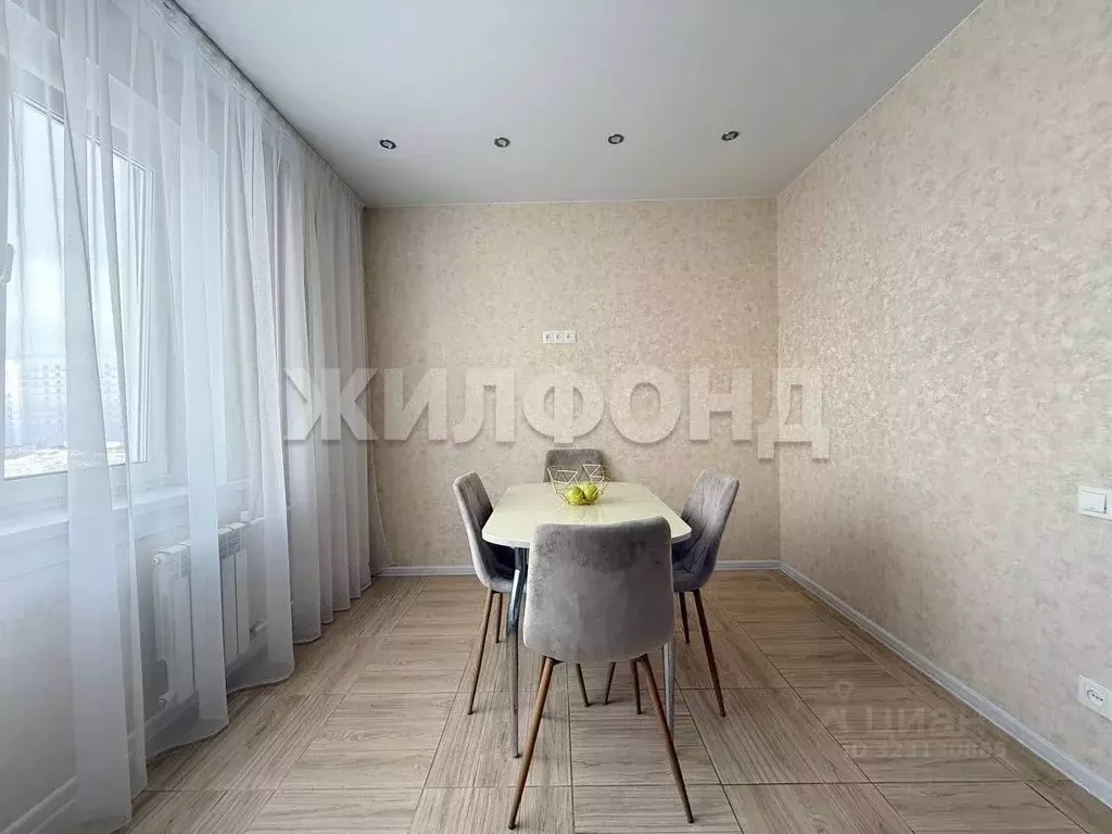 3-к кв. Новосибирская область, Новосибирск ул. Дмитрия Шмонина, 3 ... - Фото 2