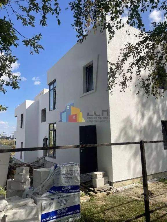 Таунхаус в Тульская область, Тула Дубенская ул., 5 (128 м) - Фото 1