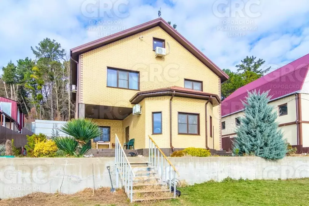 Дом в Краснодарский край, Сочи пос. Лоо, пер. Дружбы, 15 (250 м) - Фото 1