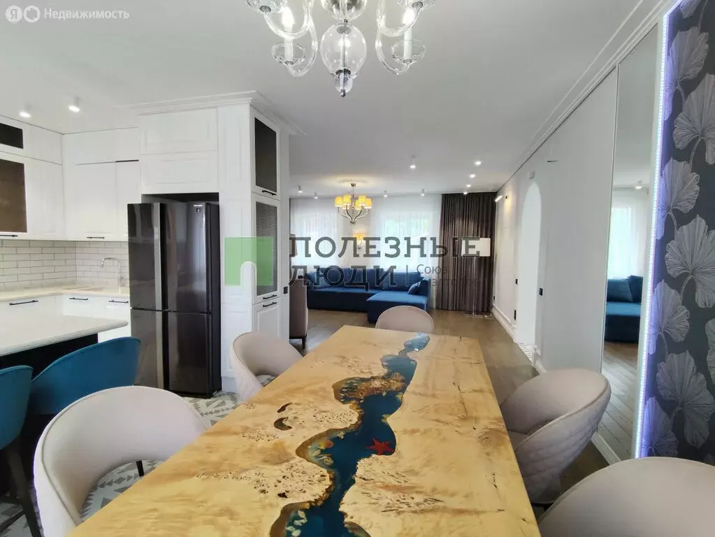 Дом в Белгород, улица Газовиков, 31 (229.4 м) - Фото 1