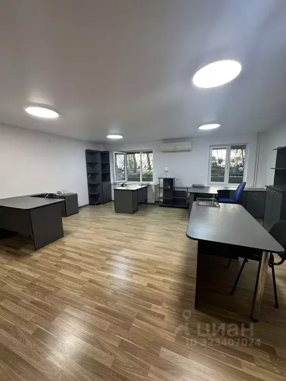 Офис в Крым, Симферополь ул. Киевская, 92 (60 м) - Фото 2