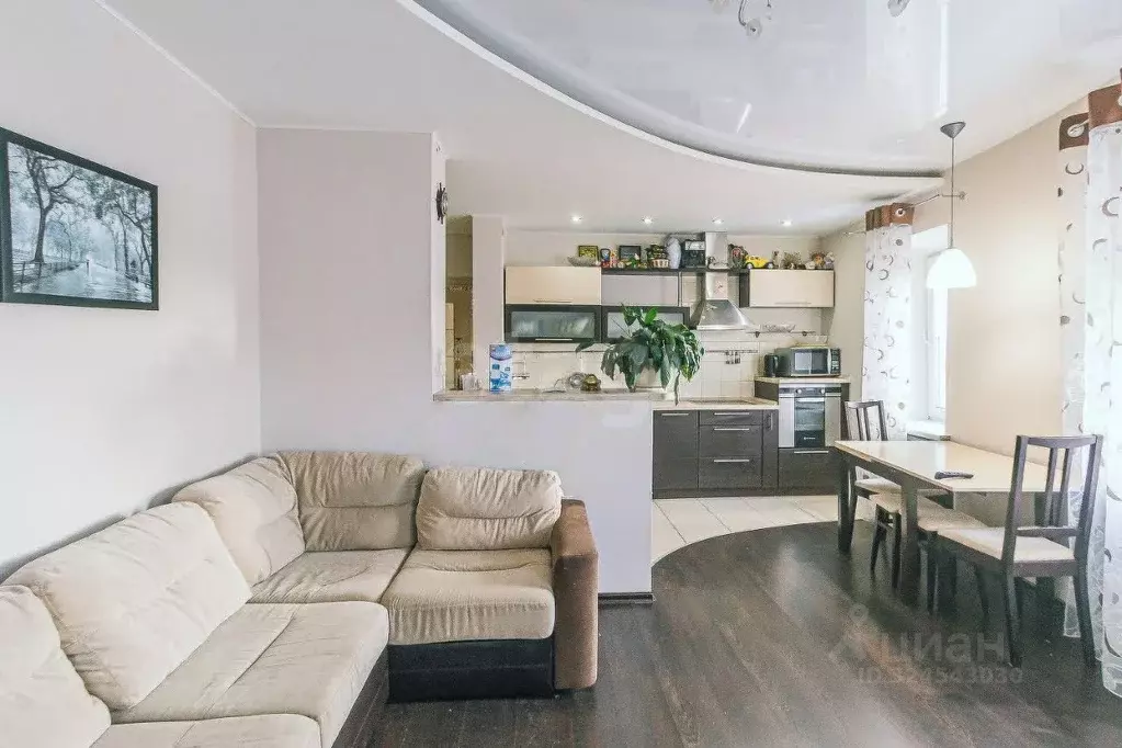 2-к кв. Вологодская область, Вологда ул. Чехова, 36 (71.0 м) - Фото 1