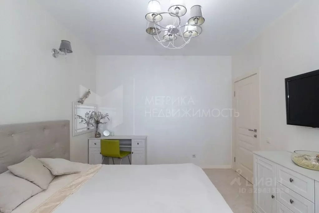 2-к кв. Тюменская область, Тюмень ул. Фармана Салманова, 12 (60.5 м) - Фото 1