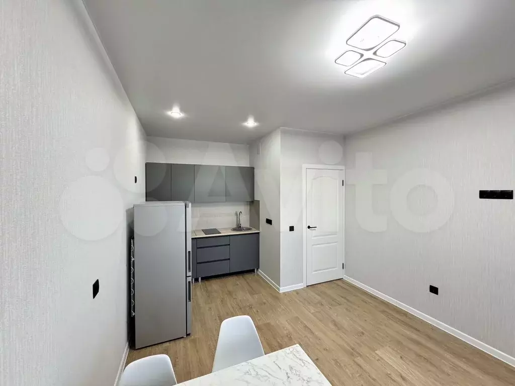 1-к. квартира, 40 м, 8/16 эт. - Фото 1