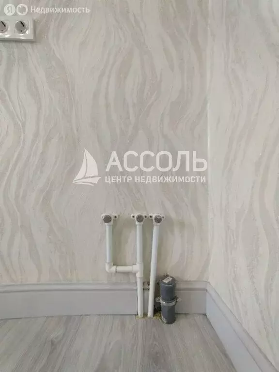 1-комнатная квартира: Омск, Космический проспект, 20к7 (42 м) - Фото 0