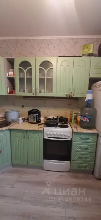 1-к кв. Курганская область, Курган Заозерный жилрайон, 4-й мкр, 24 ... - Фото 0