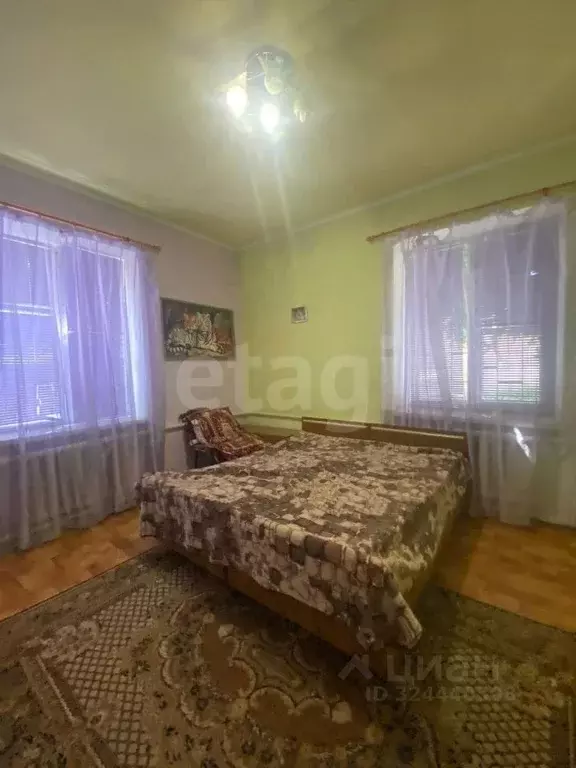 2-к кв. Крым, Симферополь пер. Шаталова (60.0 м) - Фото 1