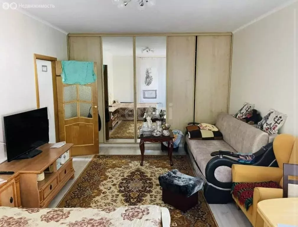 1-комнатная квартира: Калининград, улица Сержанта Мишина, 3 (44 м) - Фото 1